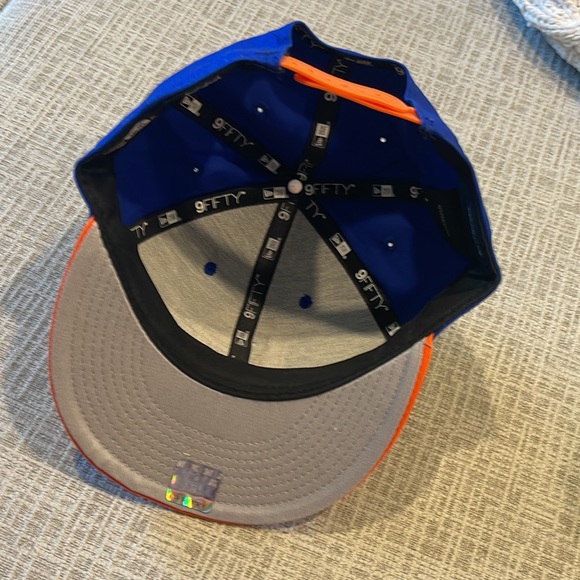 Denver Broncos New Era SnapBack Hat - Picture 3 of 4